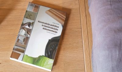 Dijaki in šole - brezplačni učbeniki